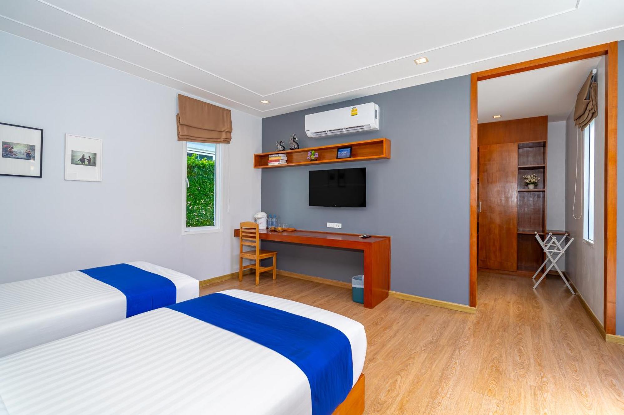 Phuket La Siesta Pool Villas & Pool Access Rooms Nai Harn Exterior photo