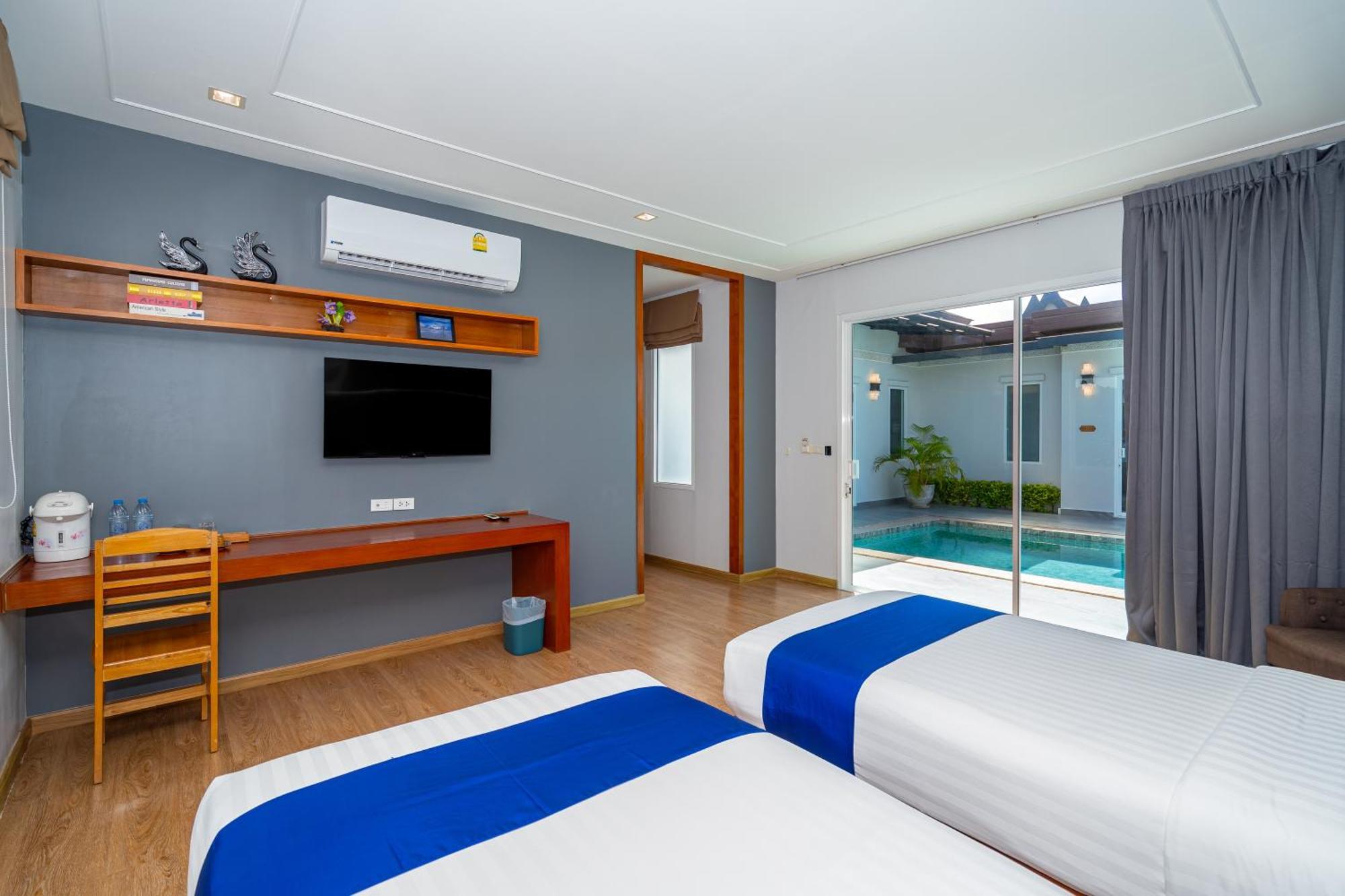 Phuket La Siesta Pool Villas & Pool Access Rooms Nai Harn Exterior photo